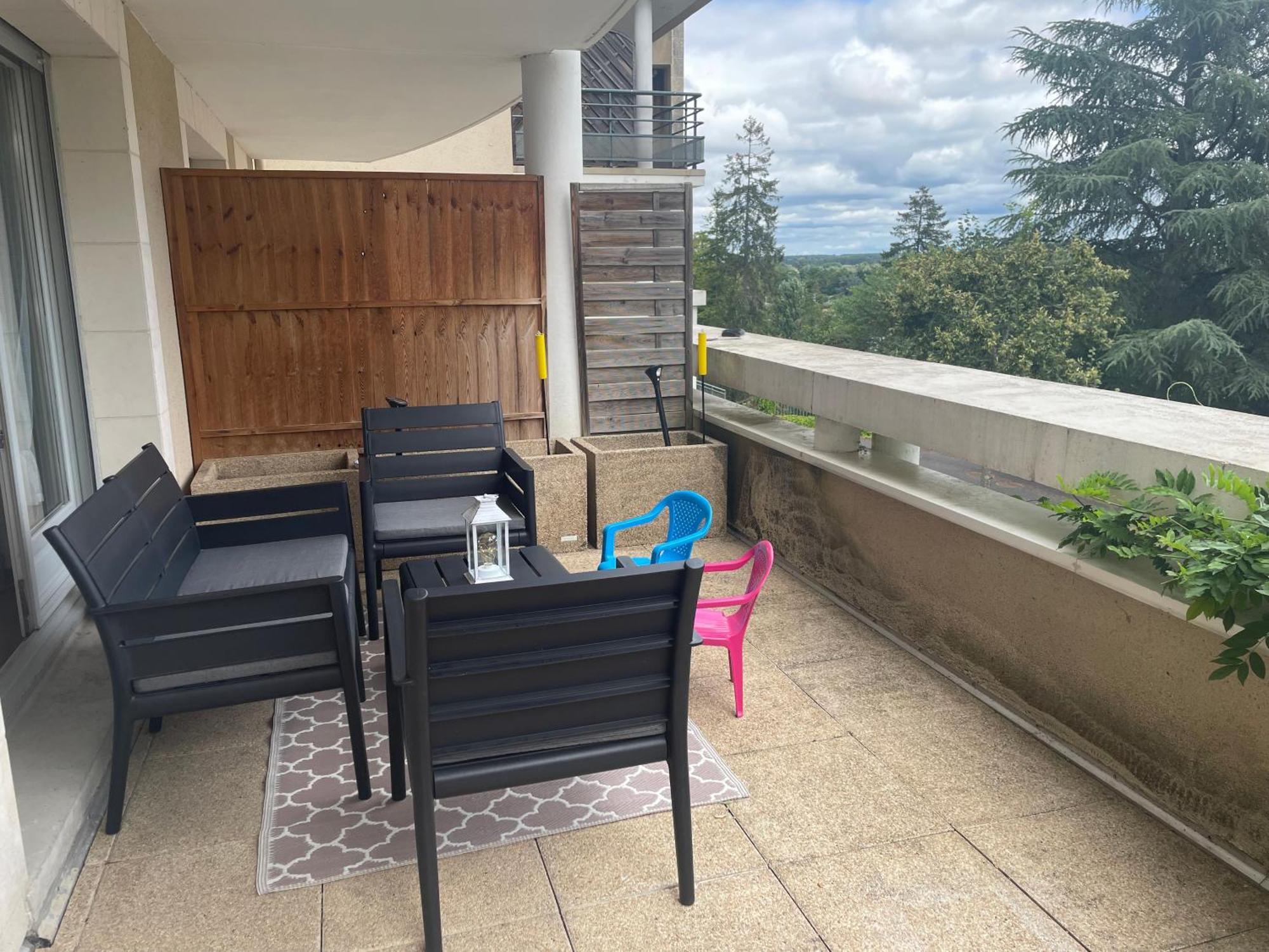 Appartement Avec Parking & Linge Inclus & Local Velos Blois Luaran gambar