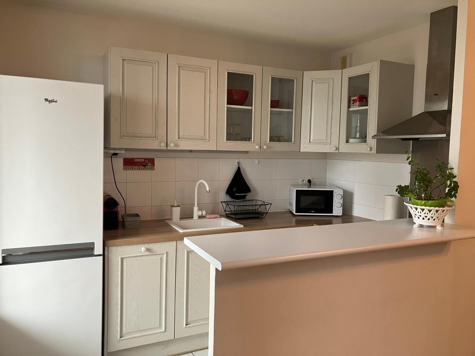 Appartement Avec Parking & Linge Inclus & Local Velos Blois Luaran gambar