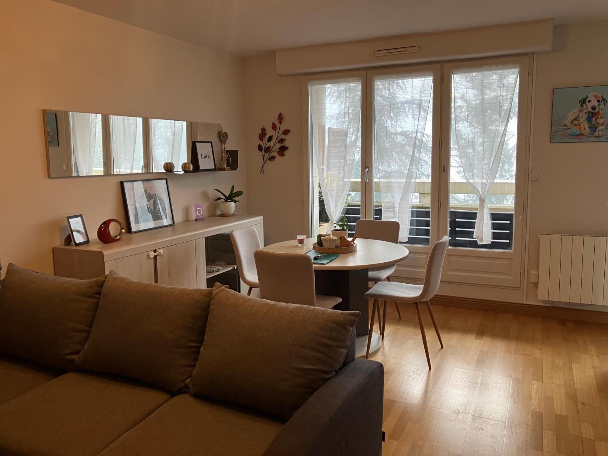 Appartement Avec Parking & Linge Inclus & Local Velos Blois Luaran gambar