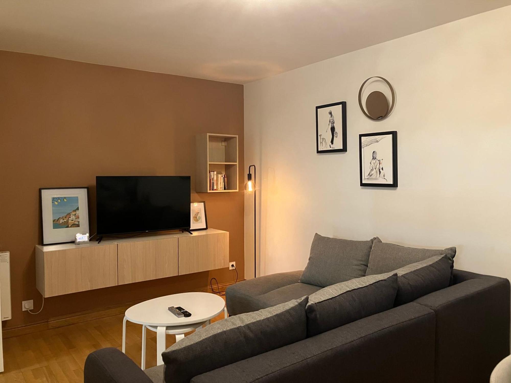 Appartement Avec Parking & Linge Inclus & Local Velos Blois Luaran gambar